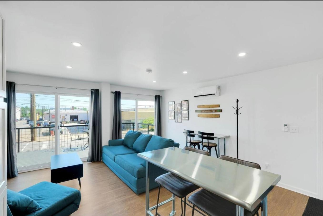 2-storey Shipping Container Retreat Louisville